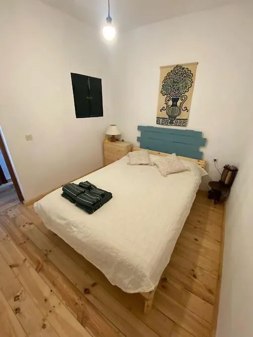 Chalet Agradable Casa Rural Con Suelos De Madera Santa Olalla del Cala Spain